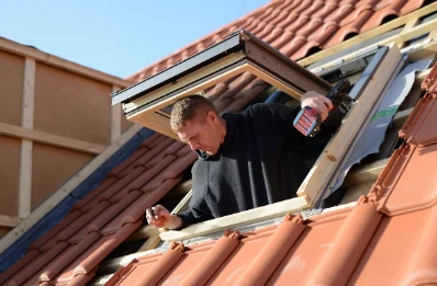 Pose de fenêtres de toit Velux à Caullery